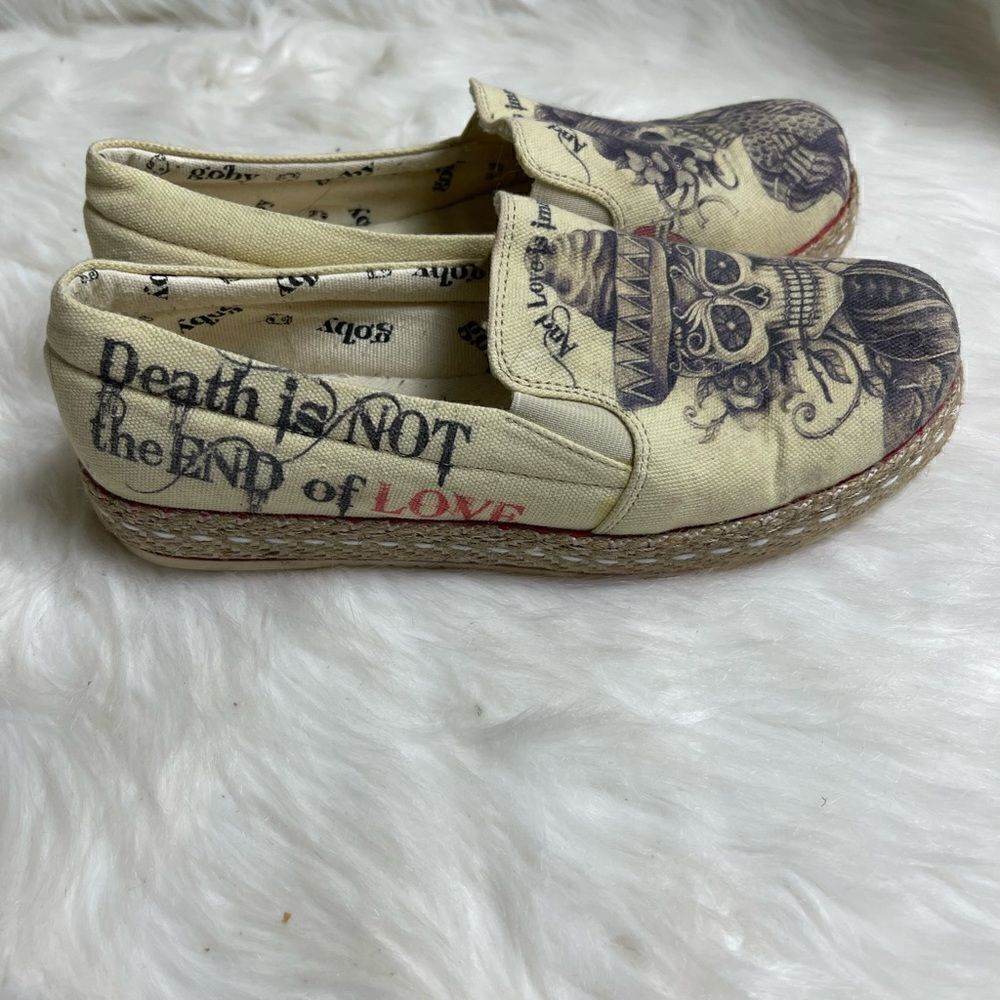 Goby beige canvas skulls print espadrilles slip on loafers Size EUR 37